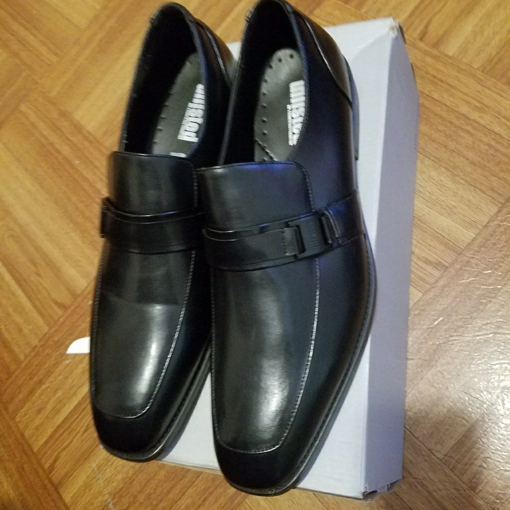 men's shoes